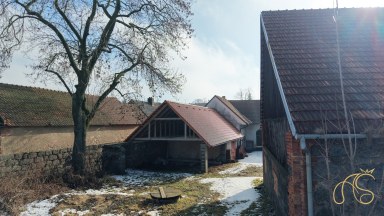 Rodinný dům s příslušenstvím a pozemky, Budišov