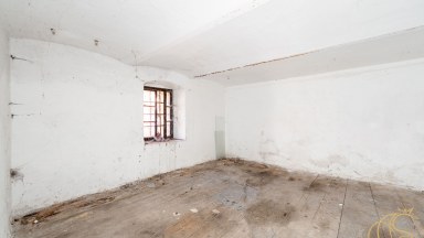 Zemědělská usedlost s pozemky, Budišov