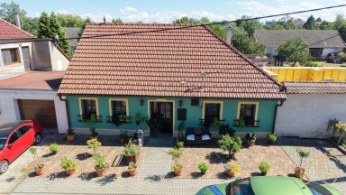 Prodej rodinného domu 4+2, Našiměřice, Miroslav